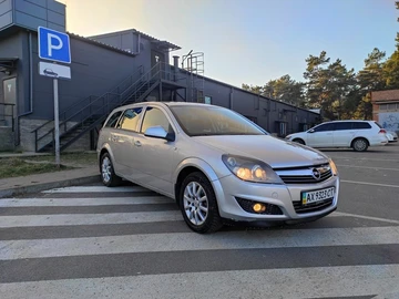 Авто Opel Astra 2012 № 8348361