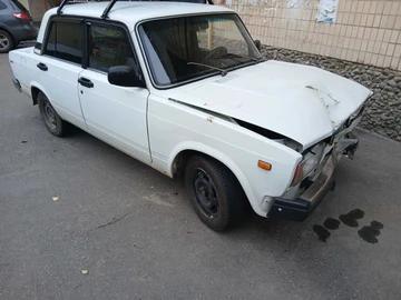 Авто ВАЗ 2105 1991 № 8348382
