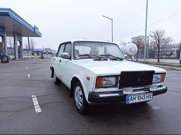 Авто ВАЗ 2107 2004 № 8348398