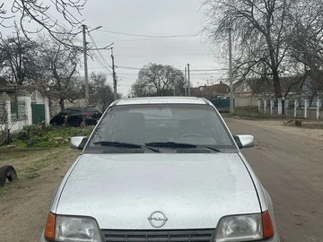Авто Opel Kadett 1989 № 8348403