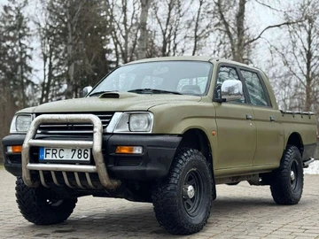 Авто Mitsubishi L 200 2002 № 8348621