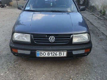 Авто Volkswagen Vento 1992 № 8348664