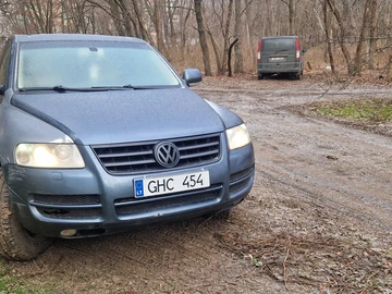 Авто Volkswagen Touareg 2004 № 8348775
