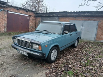 Авто ВАЗ 2107 2004 № 8348964
