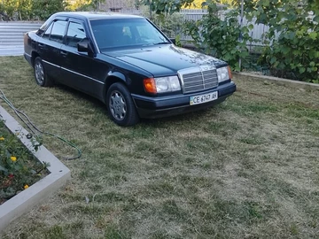 Авто Mercedes 220 1989 № 8349094