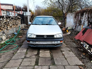 Авто Volkswagen Golf 1993 № 8349124