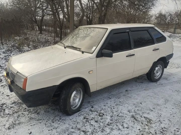 Авто ВАЗ 2109 1992 № 8349154