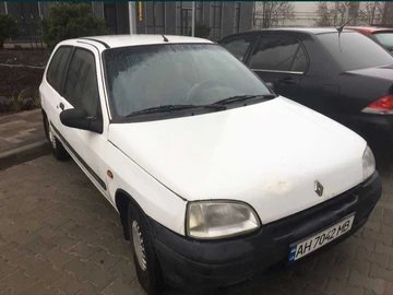 Авто Renault Clio 1996 № 8349348