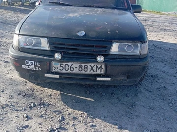 Авто Opel Vectra 1988 № 8349559