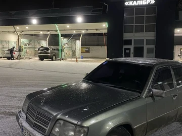 Авто Mercedes W124 1990 № 8349565