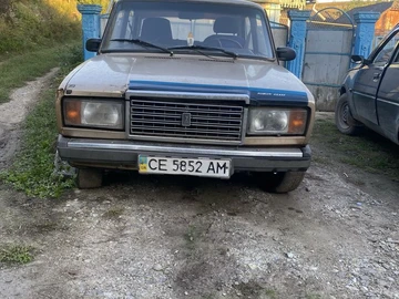 Авто ВАЗ 2107 1987 № 8349596