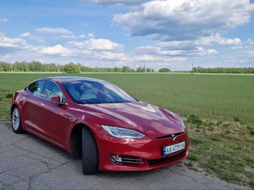Авто Tesla Model S 2017 № 8349724