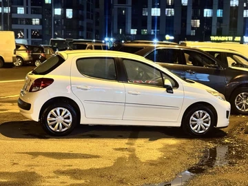 Авто Peugeot 207 2012 № 8349829