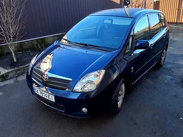Авто Toyota Corolla Verso 2004 № 8349842