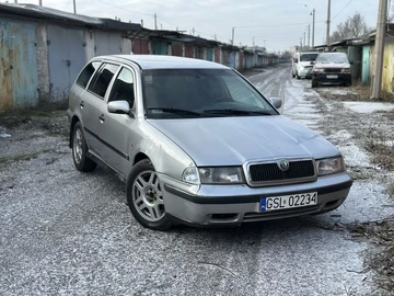 Авто Skoda Octavia 2000 № 8350131
