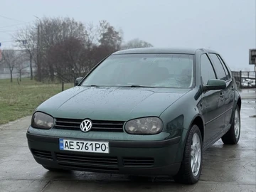Авто Volkswagen Golf 2001 № 8350137
