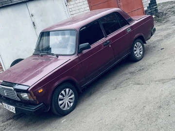 Авто ВАЗ 2107 2004 № 8350194
