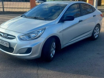 Авто Hyundai Accent 2013 № 8350206