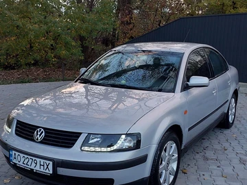 Авто Volkswagen Passat Sedan 1999 № 8350323