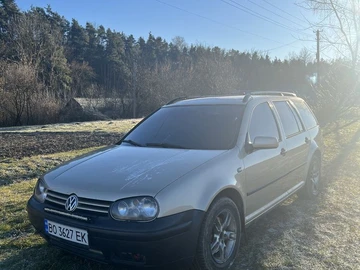 Авто Volkswagen Golf 2001 № 8350353