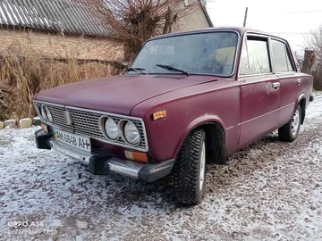 Авто ВАЗ 2103 1980 № 8350419