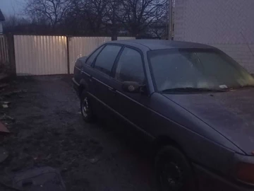 Авто Volkswagen Passat Sedan 1989 № 8350424