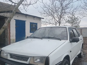Авто ВАЗ 2109 2000 № 8350425