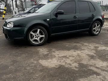 Авто Volkswagen Golf 2001 № 8350480