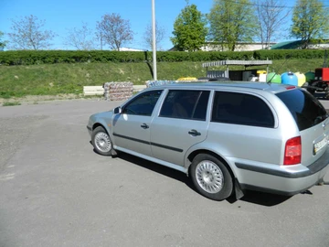 Авто Skoda Octavia 2000 № 8350689