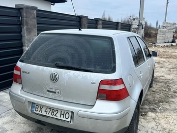 Авто Volkswagen Golf 2003 № 8350696