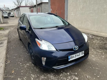 Авто Toyota Prius 2012 № 8350685