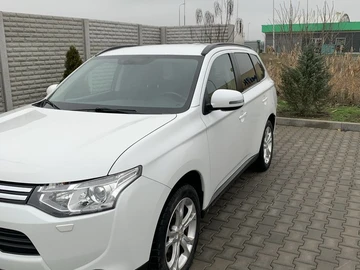 Авто Mitsubishi Outlander 2014 № 8351133