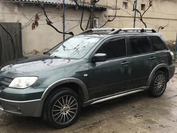 Авто Mitsubishi Outlander 2005 № 8351142