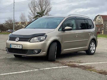 Авто Volkswagen Touran 2012 № 8351144