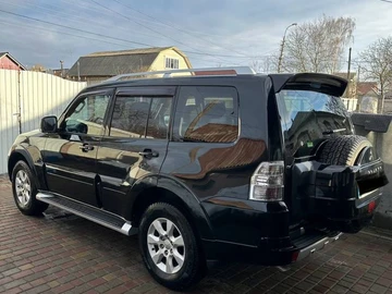 Авто Mitsubishi Pajero 2010 № 8351145