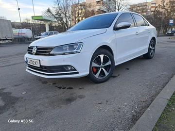 Авто Volkswagen Jetta 2015 № 8351148