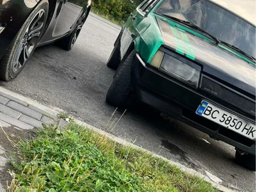Авто ВАЗ 2109 1998 № 8351273