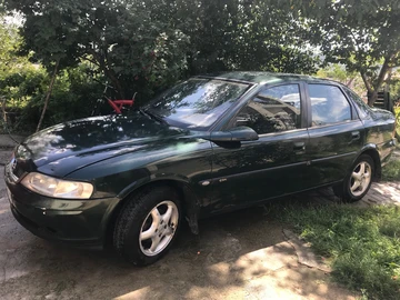 Авто Opel Vectra 1998 № 8351584