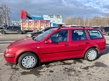 Авто Volkswagen Golf 2000 № 8351707
