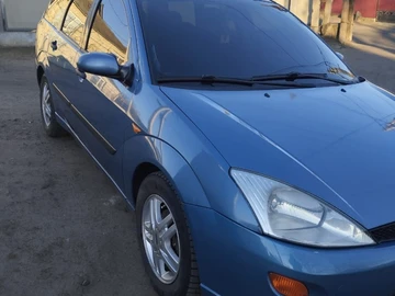 Авто Ford Focus 2000 № 8351761