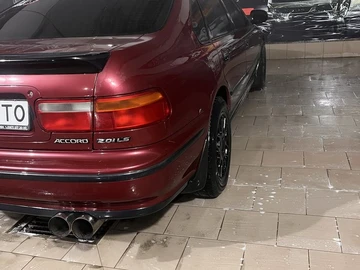 Авто Honda Accord 1994 № 8351773