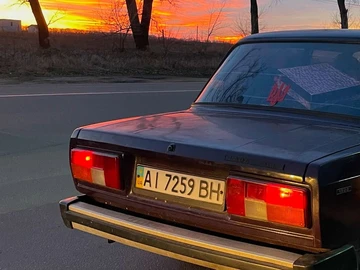Авто ВАЗ 2105 1999 № 8351831