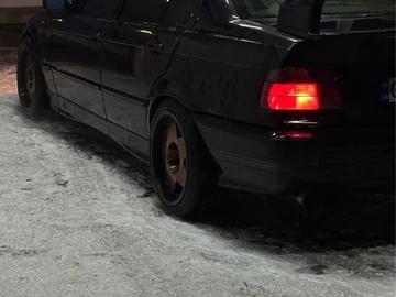 Авто BMW 3 Серия 1996 № 8351861
