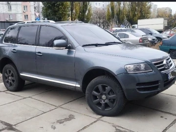 Авто Volkswagen Touareg 2005 № 8351905