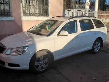 Авто Skoda Octavia Scout 2010 № 8352151