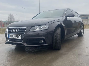 Авто Audi A4 2010 № 8352265
