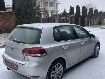 Авто Volkswagen Golf 2009 № 8352337