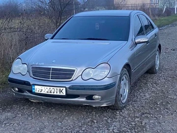 Авто Mercedes 220 2003 № 8352405