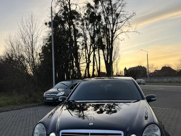 Авто Mercedes E Серия 2005 № 8352423