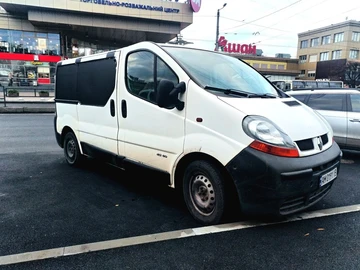 Авто Renault Trafic 2004 № 8352612